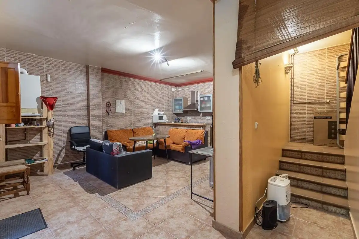 Houses for sale in Granada  with Air Conditioner, Heating and Terrace