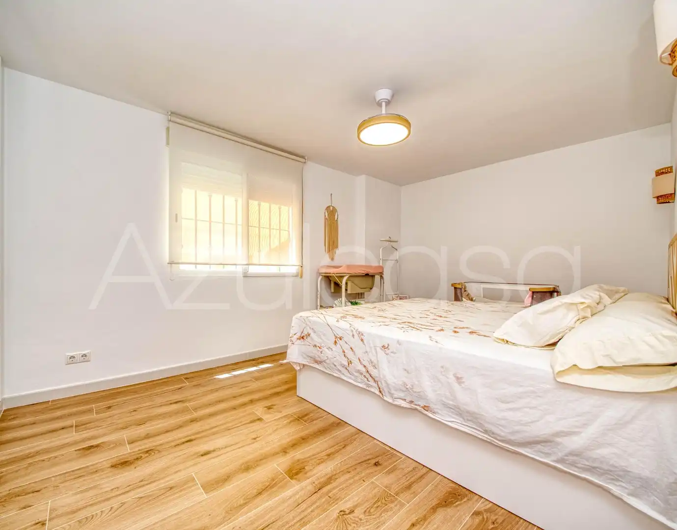 Bedroom of Flat for sale in Mutxamel  with Parquet flooring, Terrace and Community pool