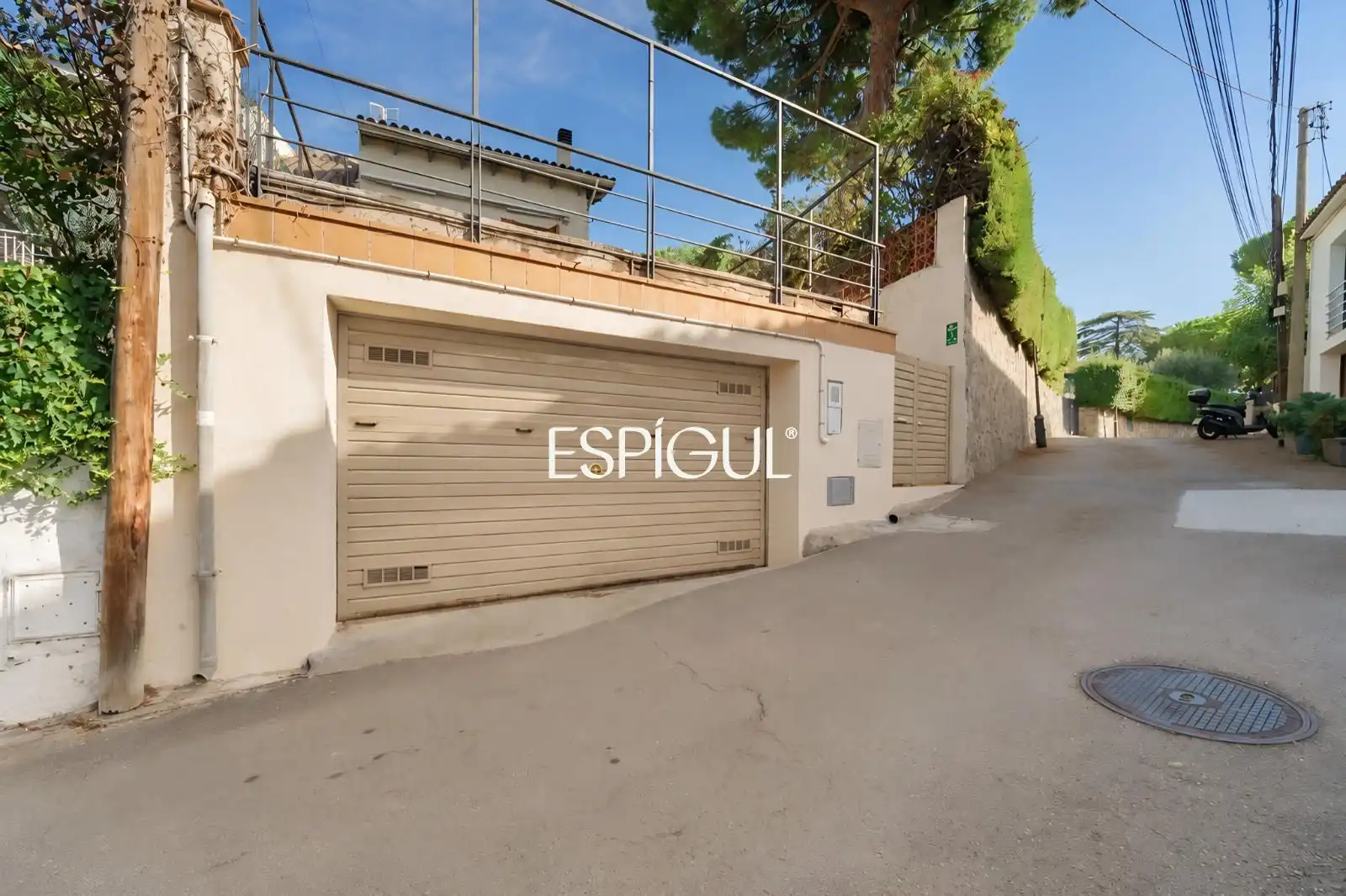 Parking of Detached homes for sale in Premià de Dalt, Barcelona