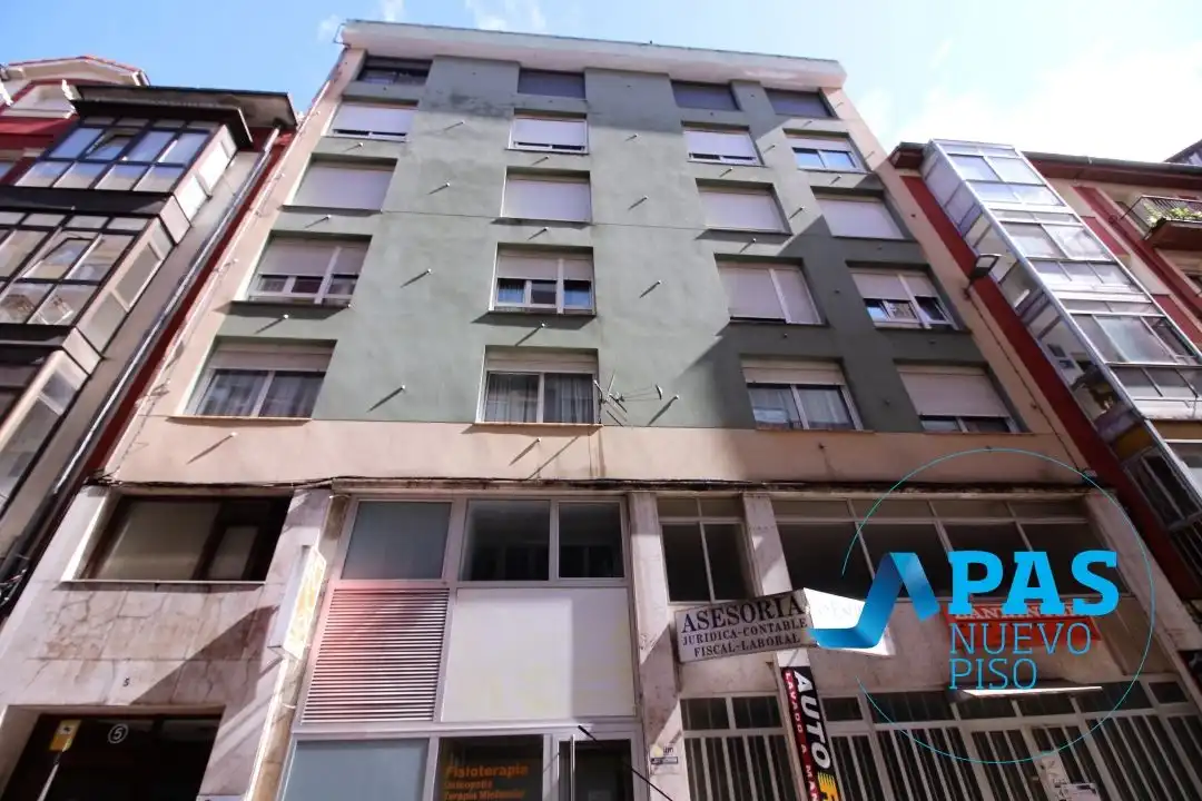Vista exterior de Piso en venta en Santander con Calefacción