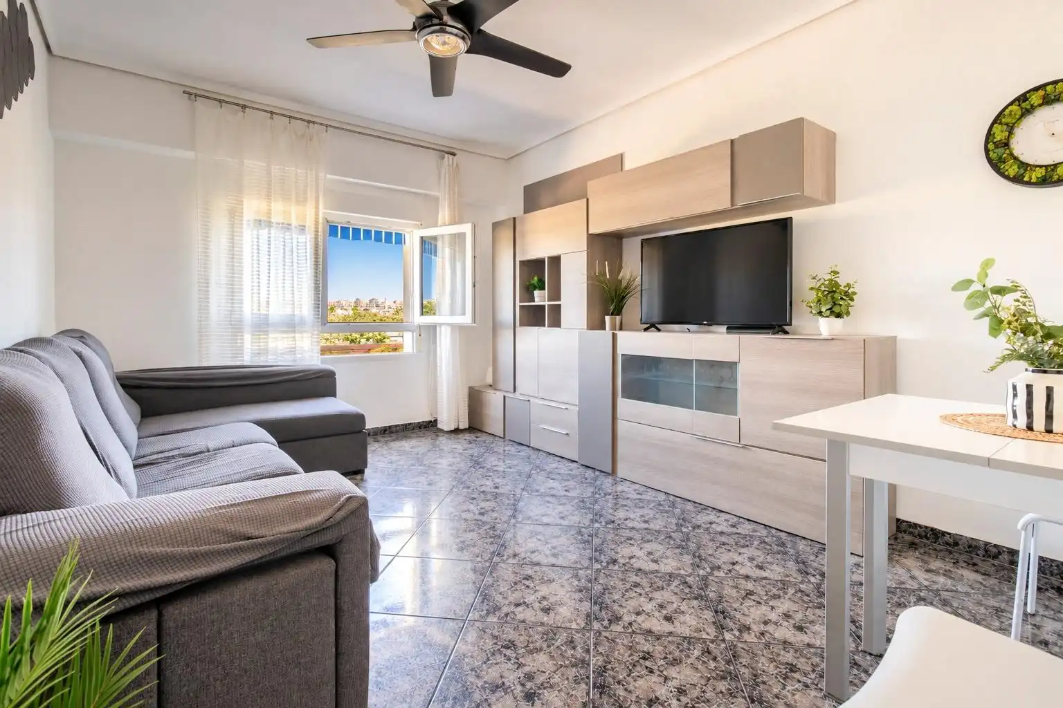 Flat for sale in MAESTRO ALBENIZ