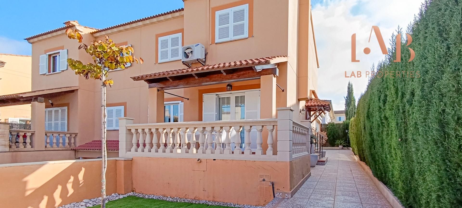 Exterior view of Single-family semi-detached for sale in Marratxí  with Air Conditioner, Private garden and Terrace