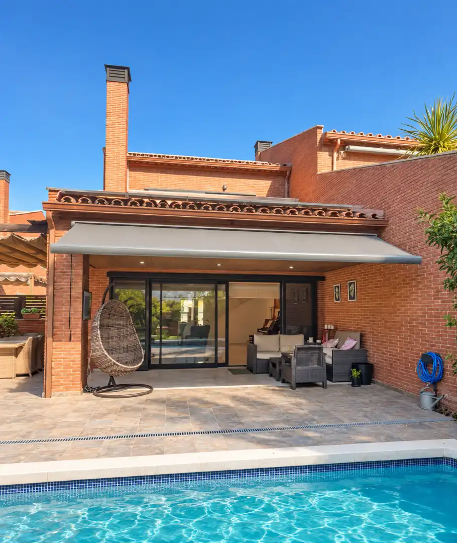 Casa aparellada amb piscina en venda a Carrer de Paul Cézanne, imagen 52