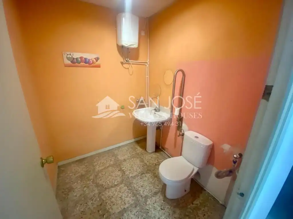 Bathroom of Houses for sale in San Vicente del Raspeig / Sant Vicent del Raspeig  with Air Conditioner, Private garden and Terrace