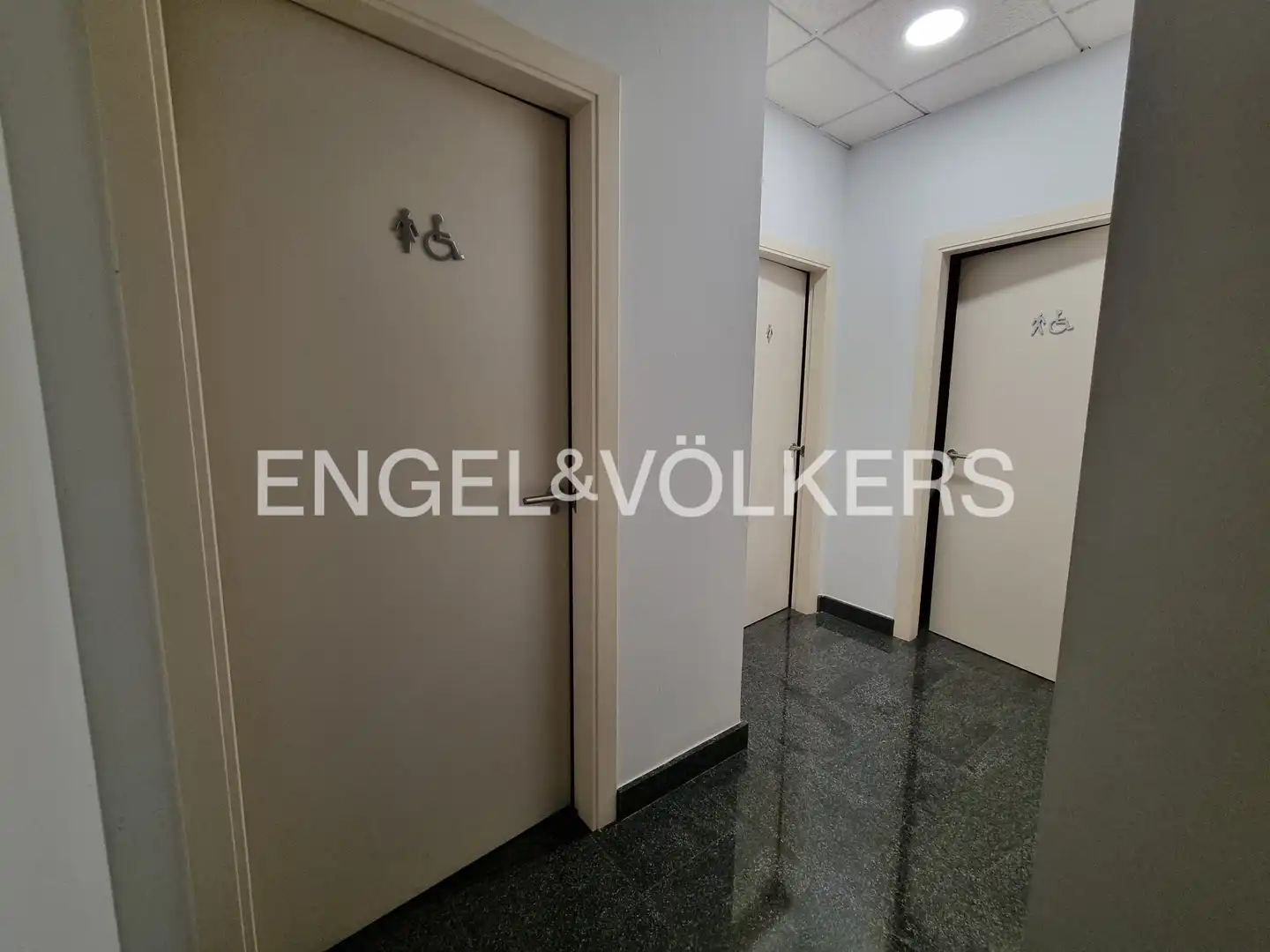 Flat for sale in Sevilla  with Heating