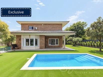 Vista exterior de Casa o xalet de lloguer en Sant Cugat del Vallès amb Aire condicionat i Calefacció