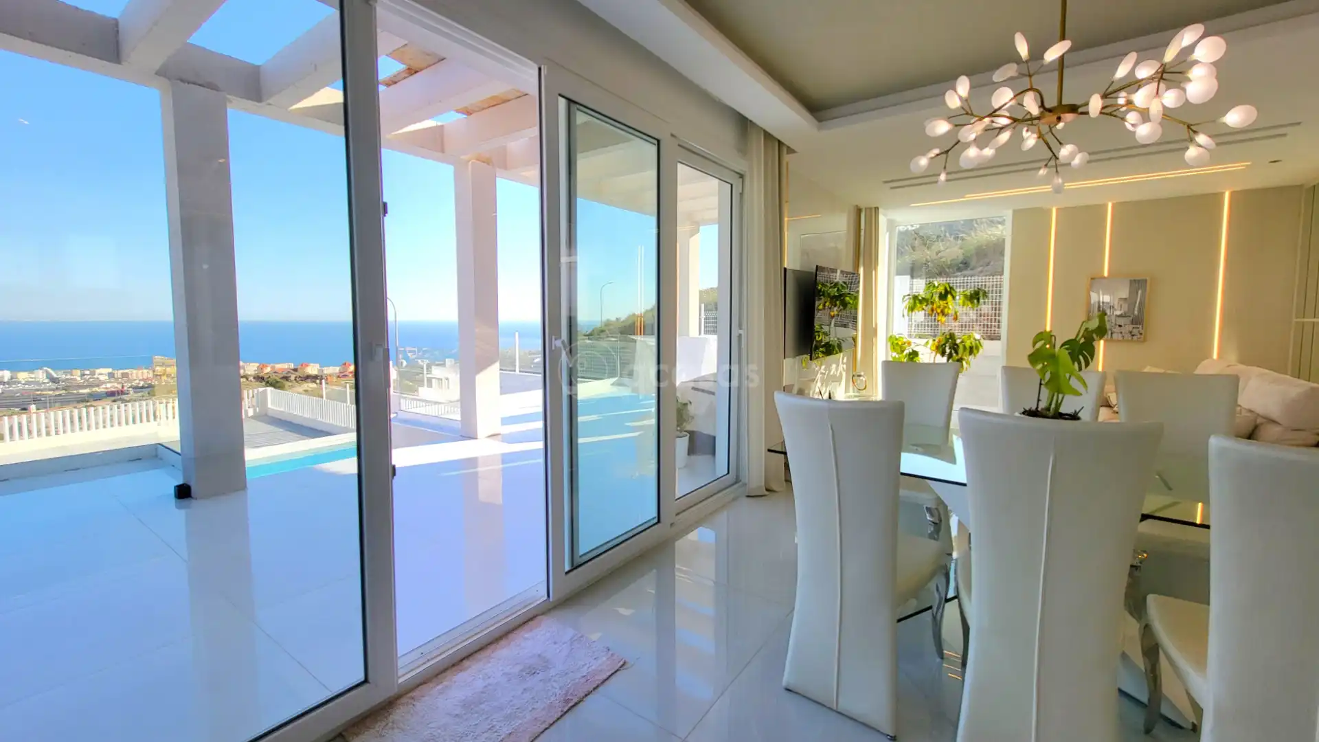 Comedor de Casa o chalet en venta en Benalmádena con Aire acondicionado, Calefacción y Jardín privado