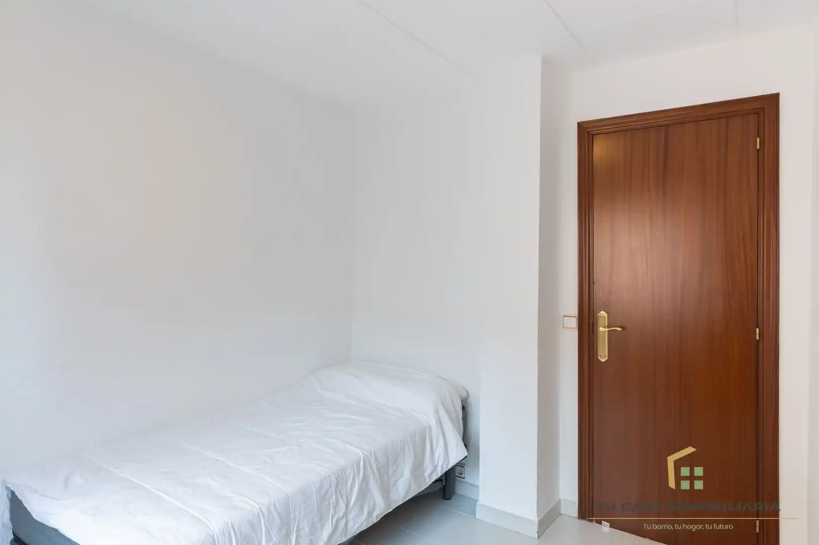 Bedroom of Apartments for sale in Badalona  with Air Conditioner and Heating