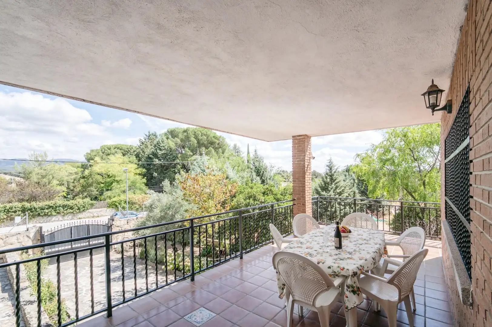 Houses for sale in Casa Amarilla