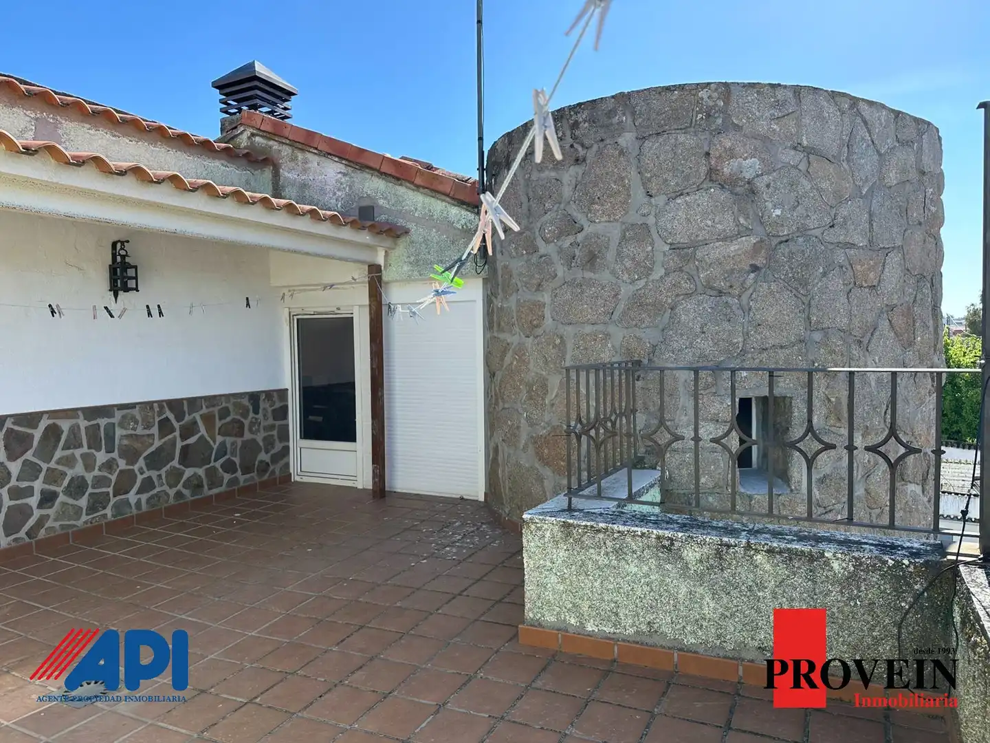 Exterior view of Houses for sale in Santa Cruz del Retamar  with Heating, Private garden and Parquet flooring