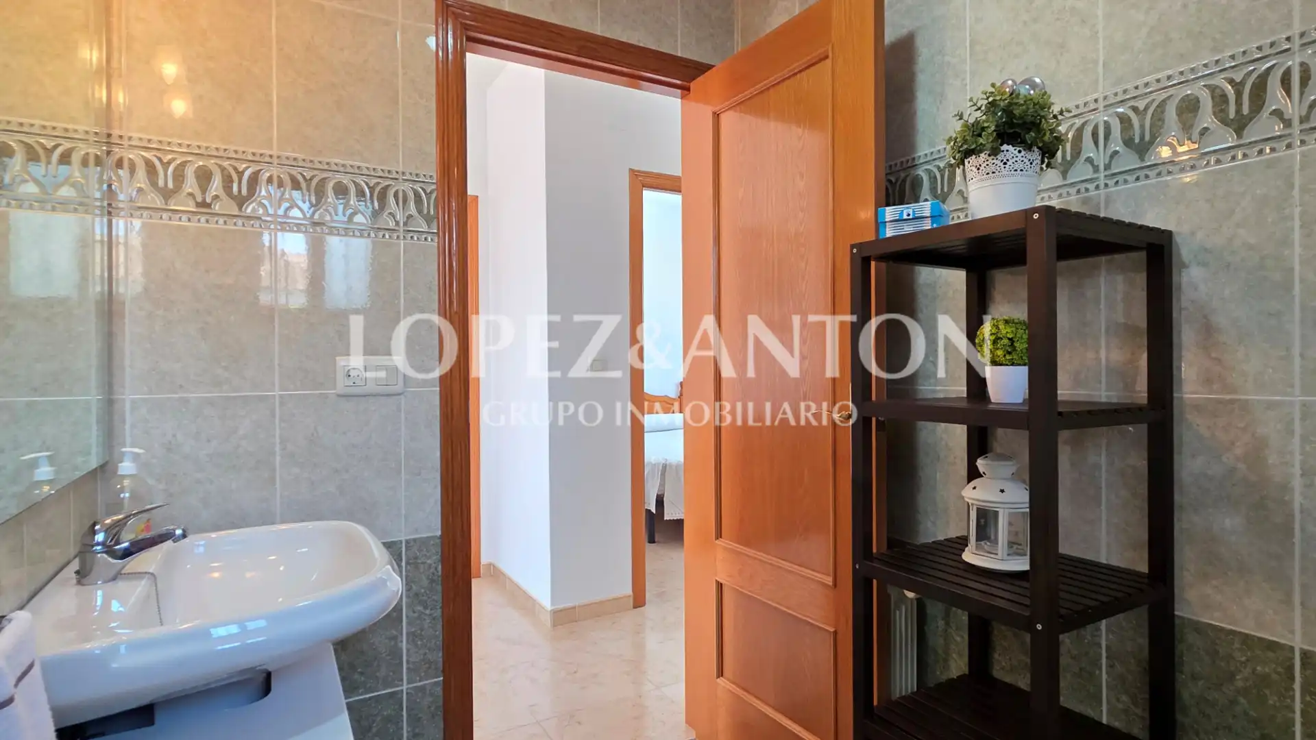 Baño de Casa o chalet en venta en L'Eliana con Aire acondicionado, Calefacción y Jardín privado