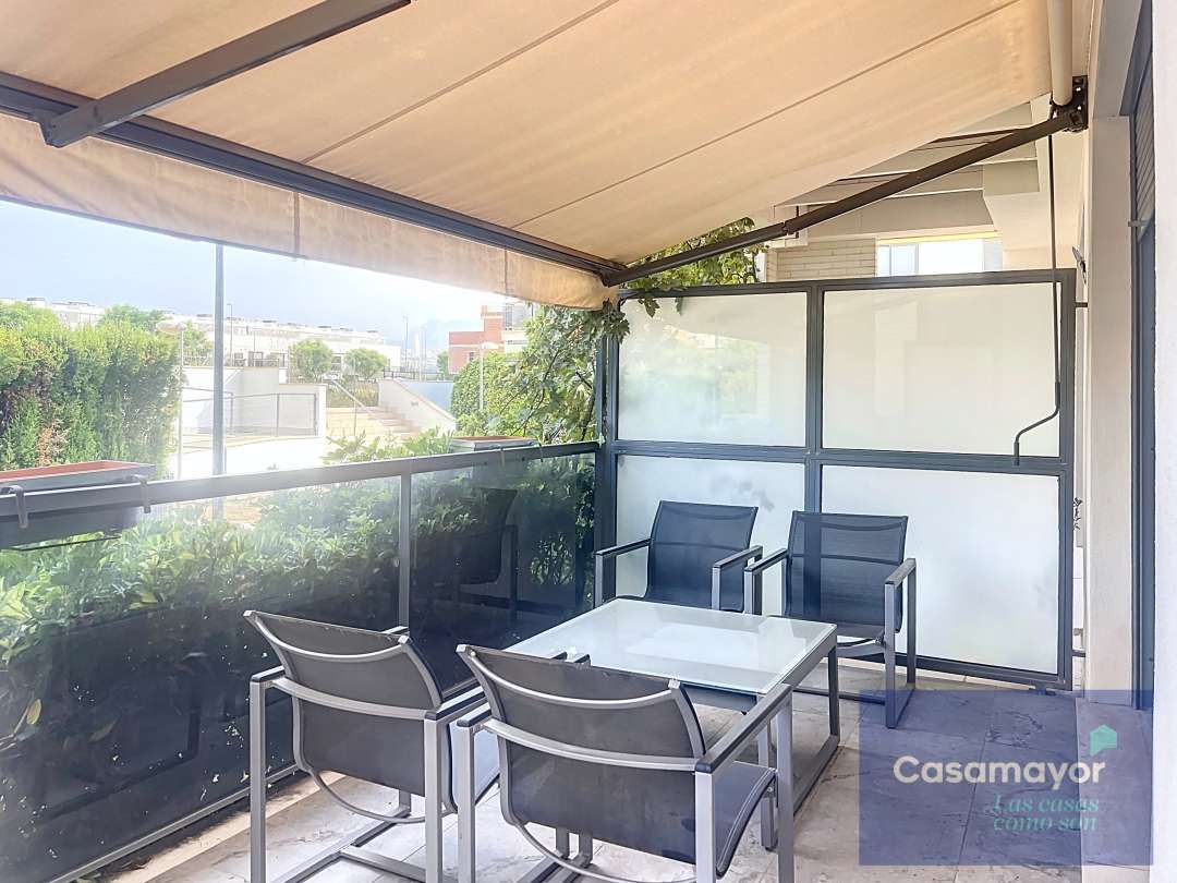 Terrace of House or chalet for sale in Mutxamel  with Air Conditioner, Heating and Private garden