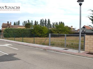 Terreno residenziale in vendita a Calle Eusebio Varona Pereda