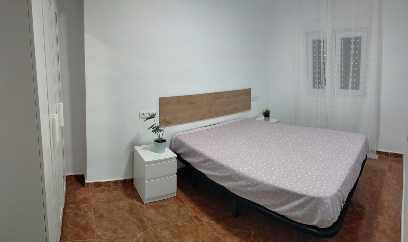 Dormitori de Àtic de lloguer en  Almería Capital