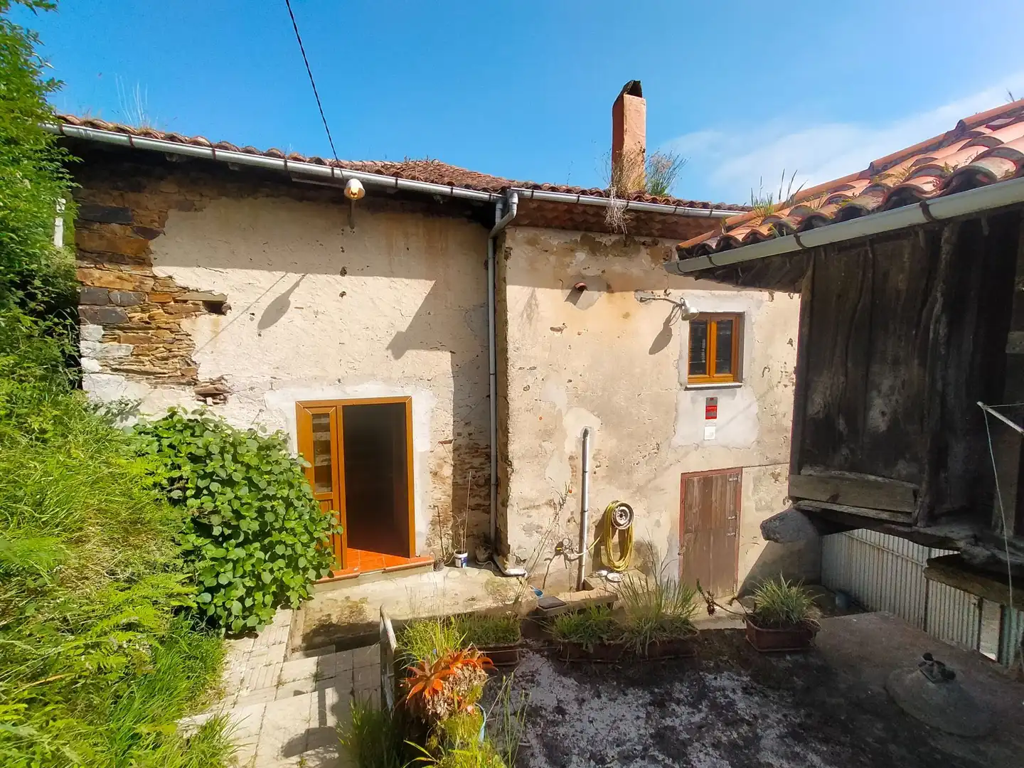 Vista exterior de Finca rústica en venda en Cudillero amb Jardí privat, Terrassa i Traster