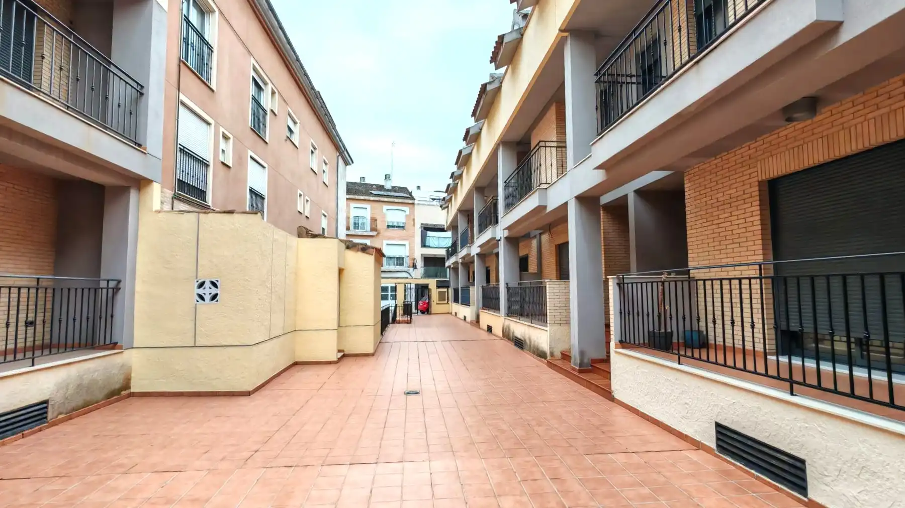 Casa adosada en venda a Sant Roc, Aldaia