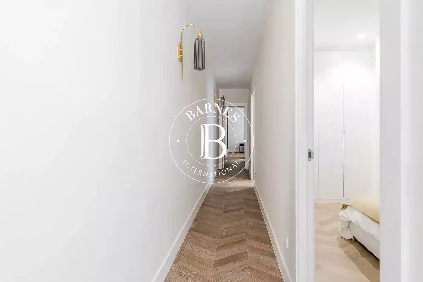 Flat for sale in Madrid  with Air Conditioner, Heating and Furnished