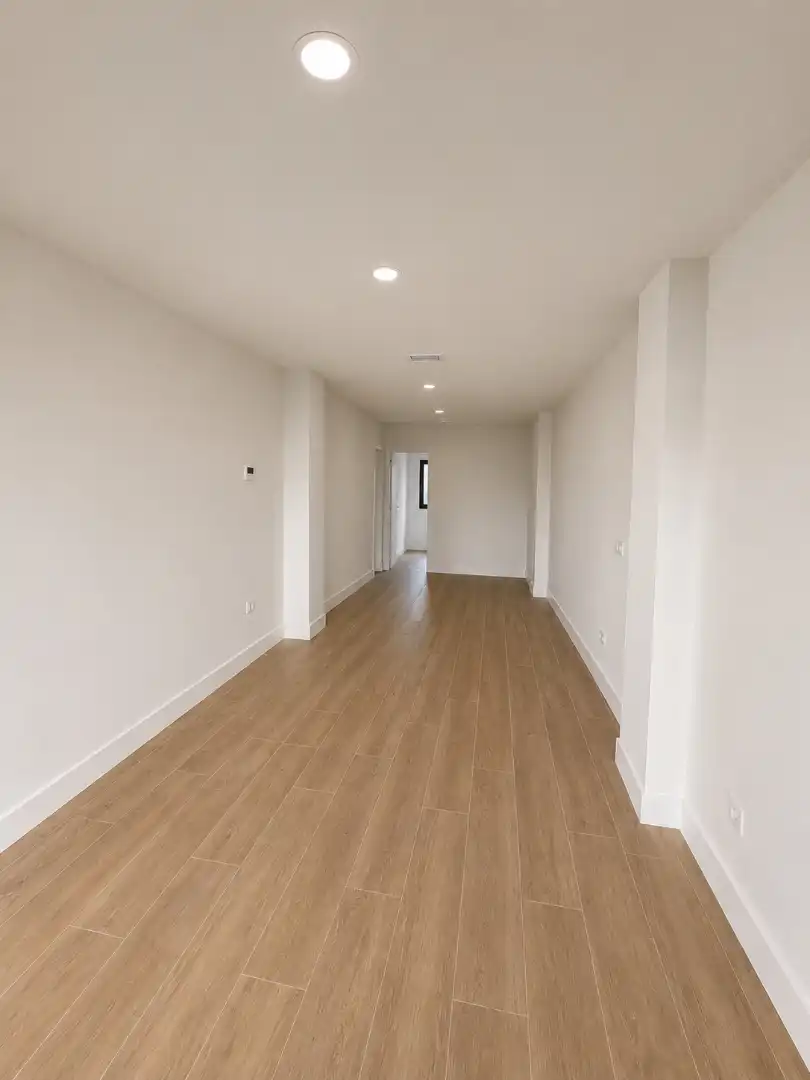 Flat for sale in Madrid  with Air Conditioner, Heating and Storage room