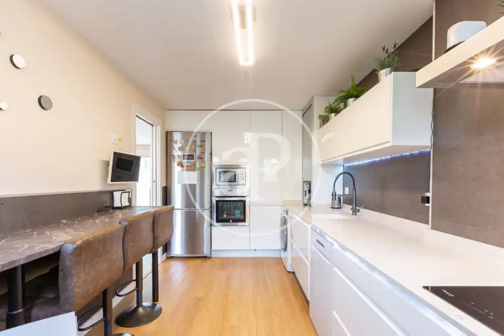 Kitchen of Houses for sale in Godelleta  with Air Conditioner, Heating and Private garden