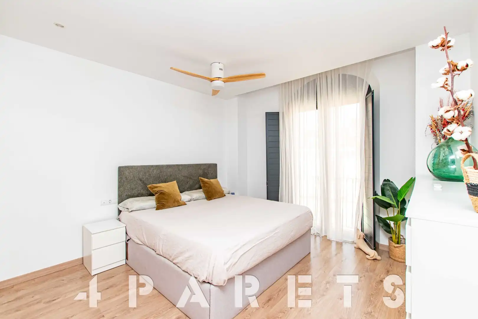 Habitación de Ático en venta en Arenys de Munt con Aire acondicionado, Calefacción y Parquet