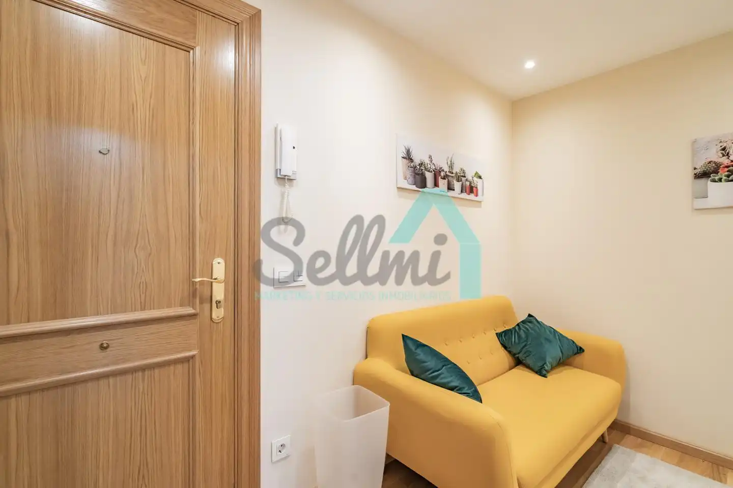 Piso en venta en Oviedo  con Calefacción y Terraza