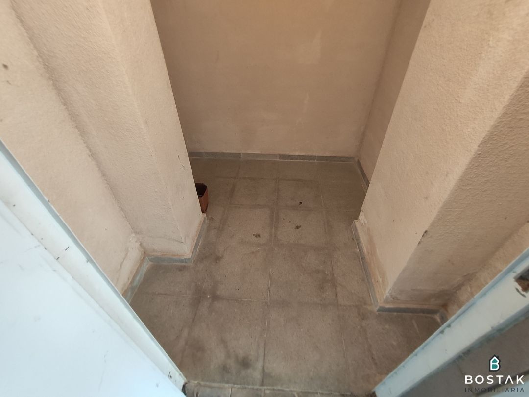 Box room for sale in Bilbao 