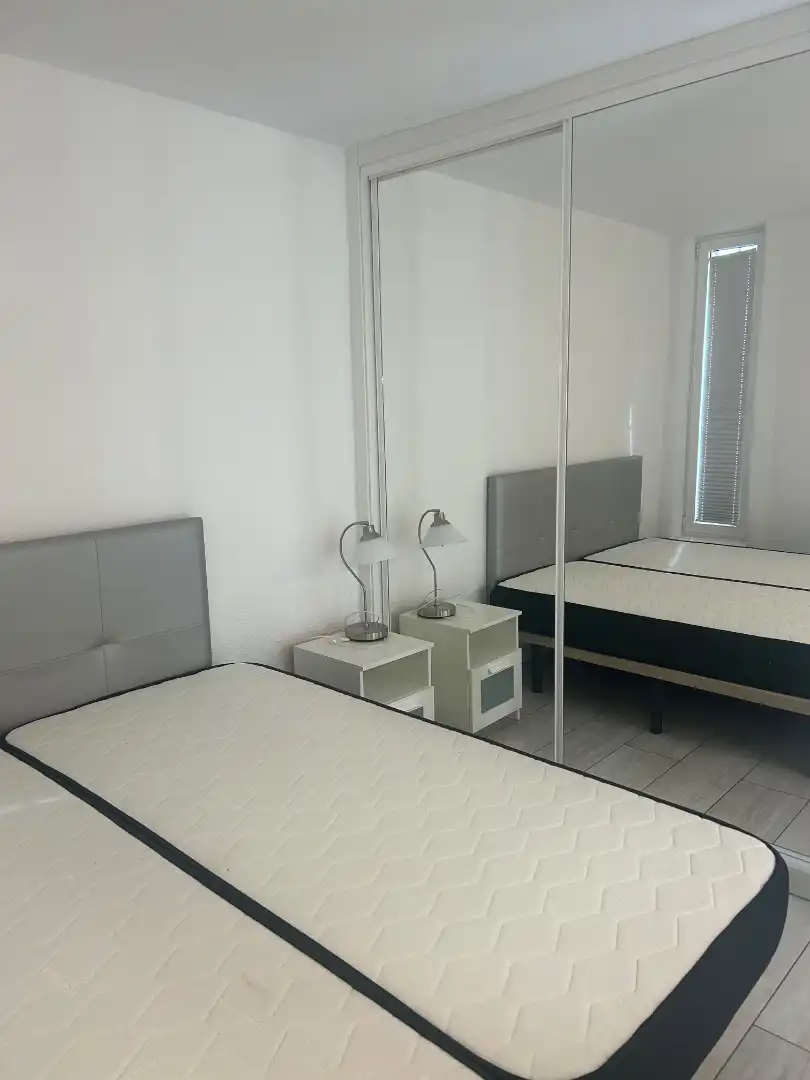 Schlafzimmer von Erdgeschoss zum Verkauf in Adeje mit Terrasse, Ofen und Waschmaschine