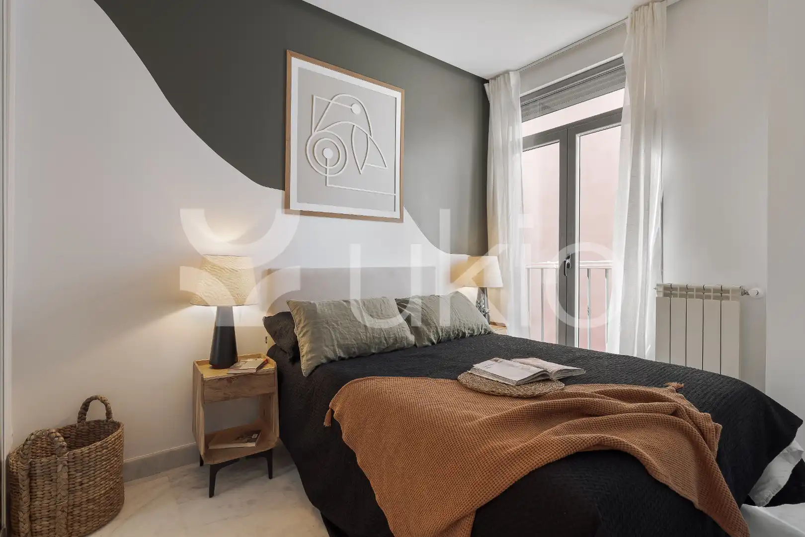 Habitación de Apartamento de alquiler en Madrid con Aire acondicionado, Calefacción y Amueblado