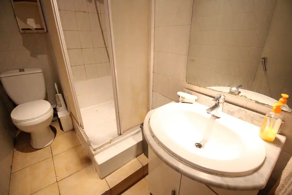 Piso con terraza en venta en Carrer Nou de la Rambla, imagen 6