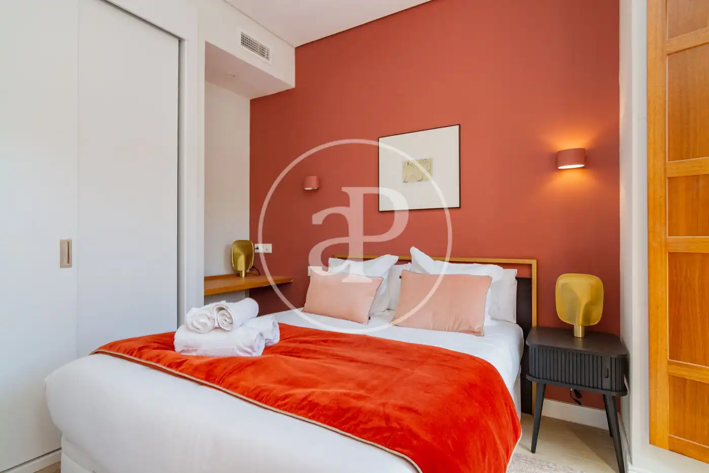 Bedroom of Flat for rent in Madrid  with Air Conditioner, Heating and Furnished
