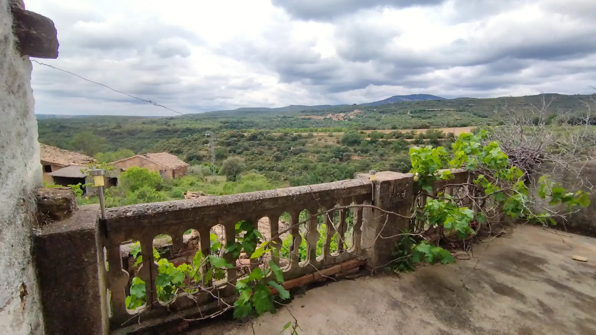 Finca rústica en venta en Colungo con Jardín privado, Terraza y Trastero
