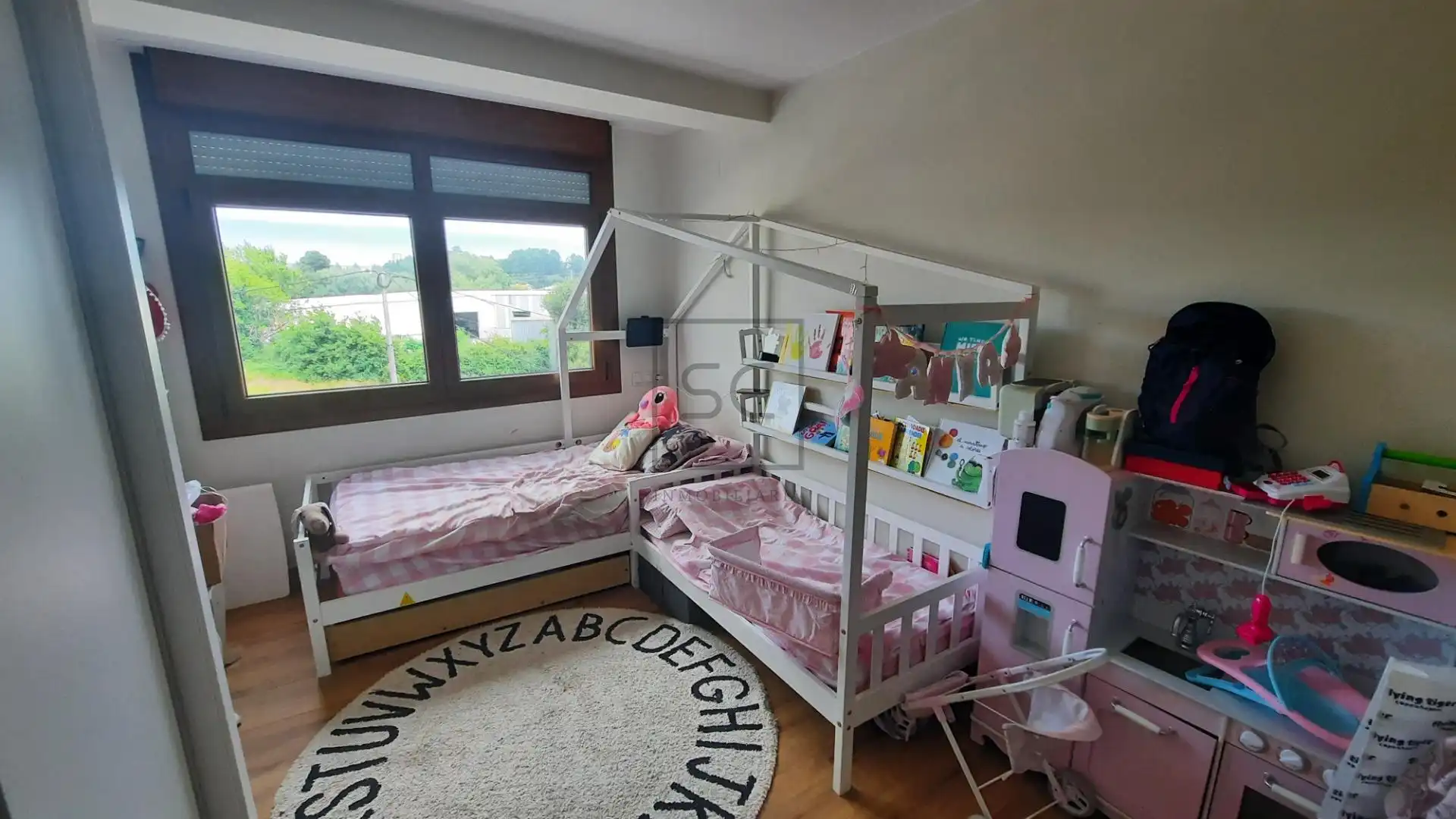 Schlafzimmer von Wohnung zum Verkauf in Narón mit Heizung, Abstellraum und Möbliert