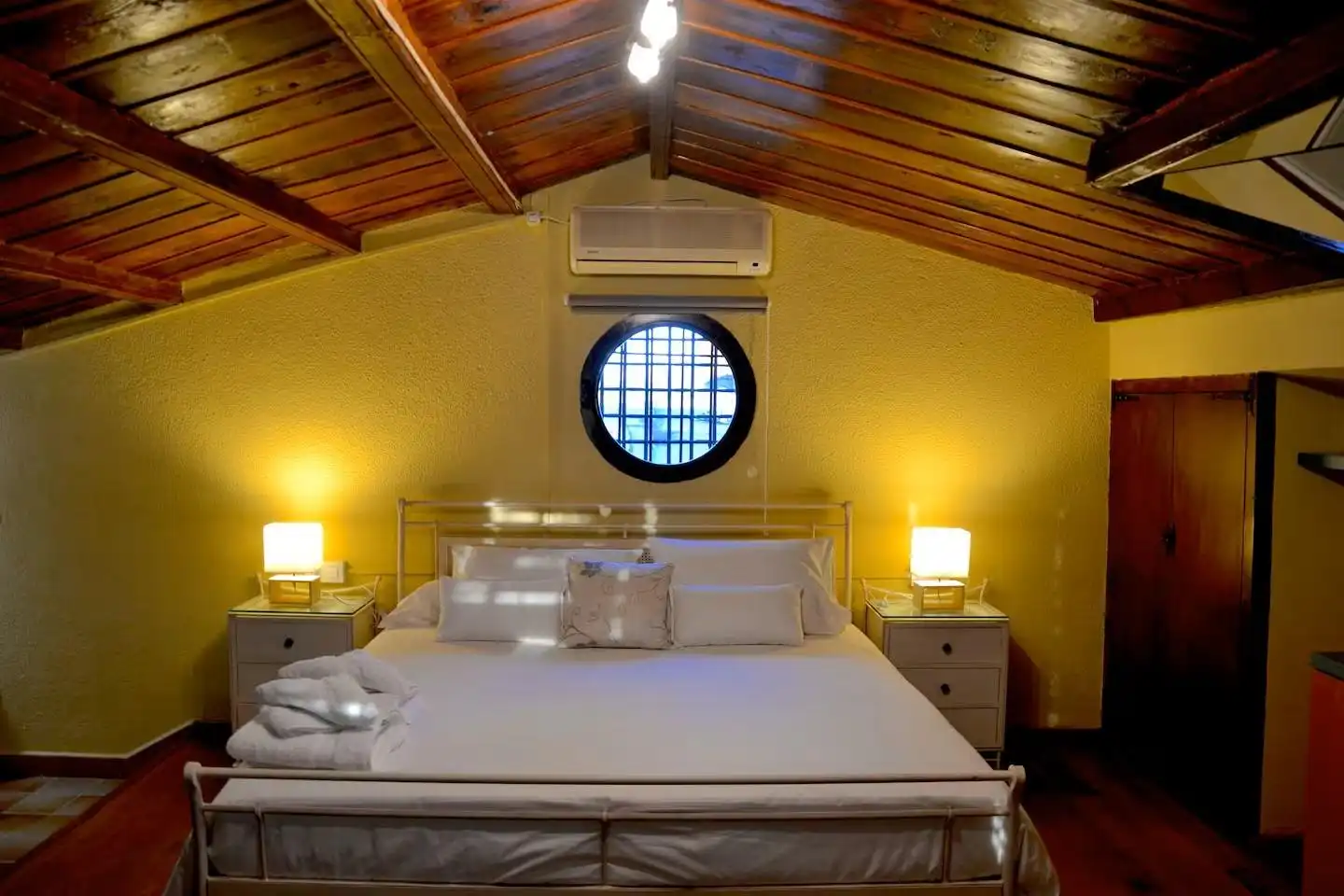 Bedroom of Commercial properties for sale in Peralada