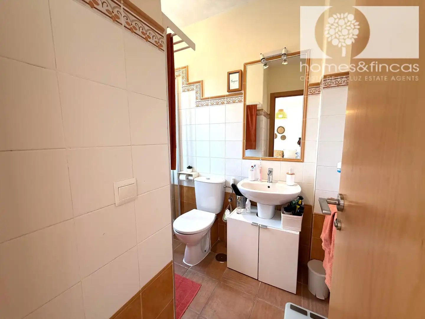 Bathroom of Houses for sale in Ayamonte  with Air Conditioner, Terrace and Furnished