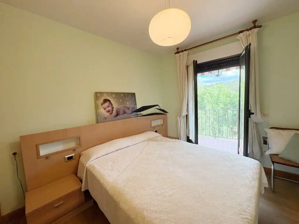 Habitación de Casa o chalet en venta en Santibáñez de la Sierra con Aire acondicionado, Calefacción y Terraza