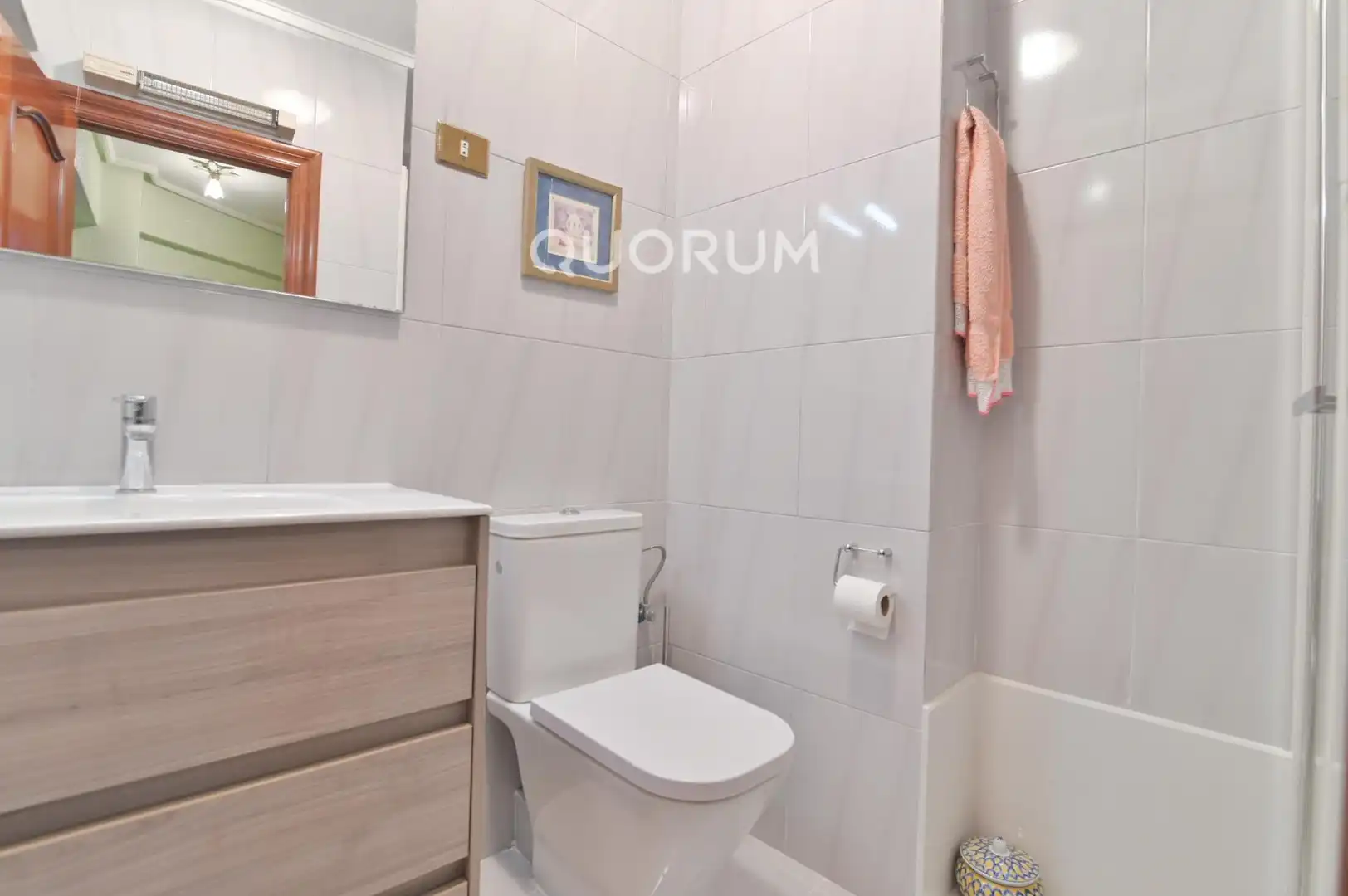 Badezimmer von Wohnung zum Verkauf in Begoña - Santutxu