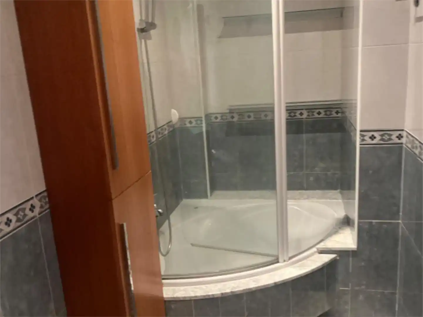 Bany de Pis en venda en Silleda