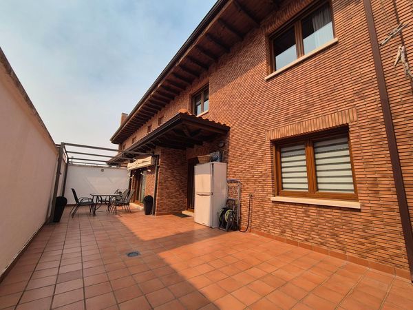 Terrace of House or chalet for sale in Palencia Capital  with Heating, Parquet flooring and Furnished