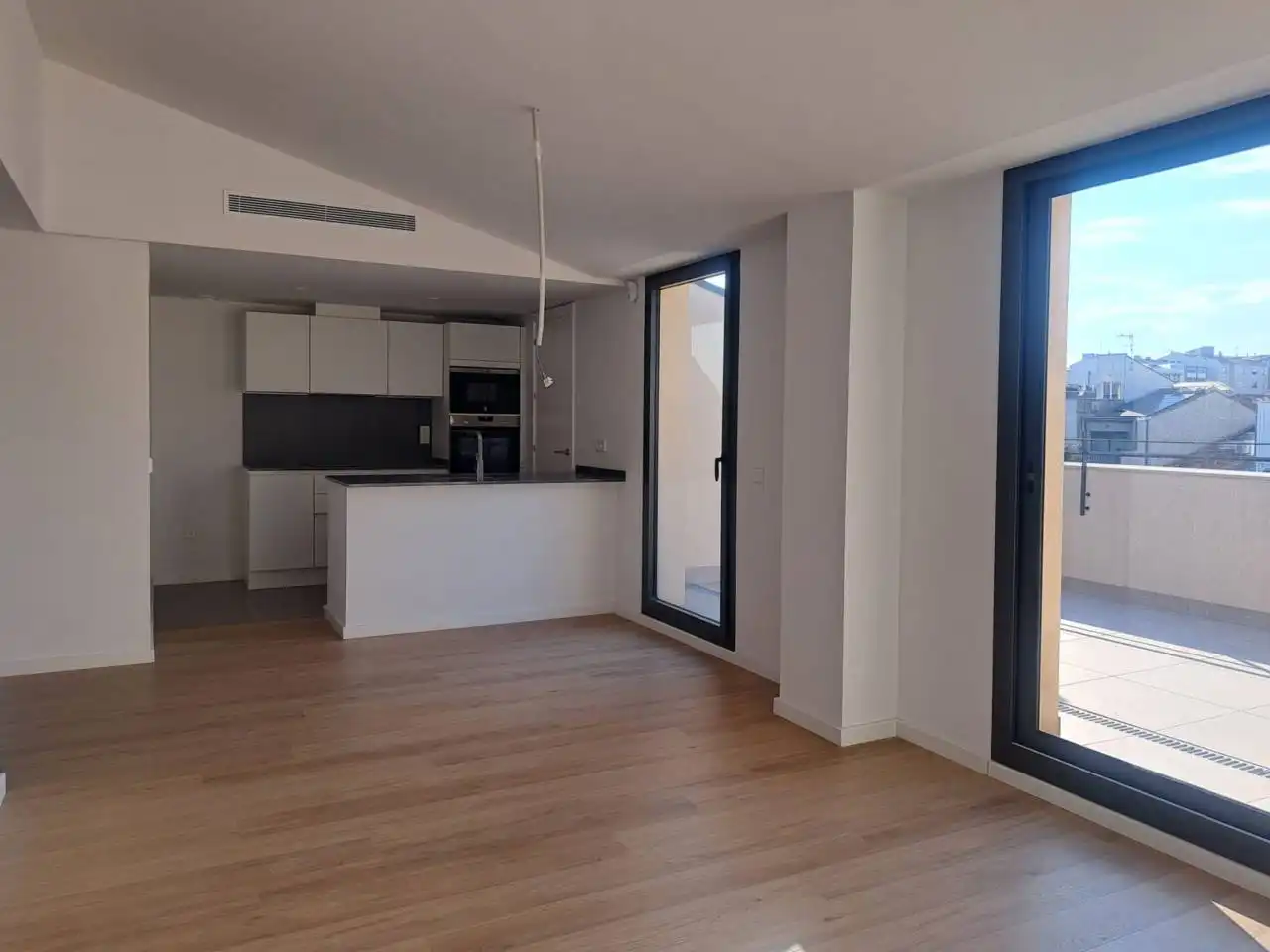Cocina de Piso de alquiler en Sabadell con Aire acondicionado, Calefacción y Parquet