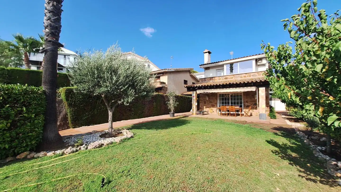 Maison avec jardin à vendre à Avinguda Comtal, imagen 3