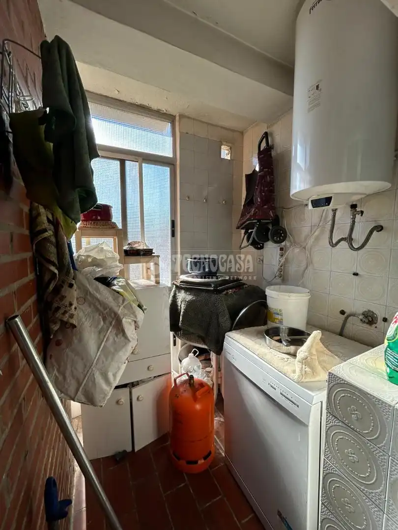 Cocina de Piso en venta en Granada con Balcón