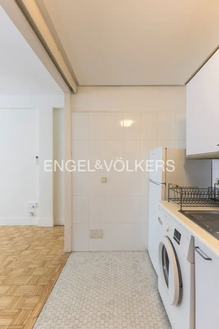 Küche von Wohnung zur Miete in Madrid mit Klimaanlage und Heizung