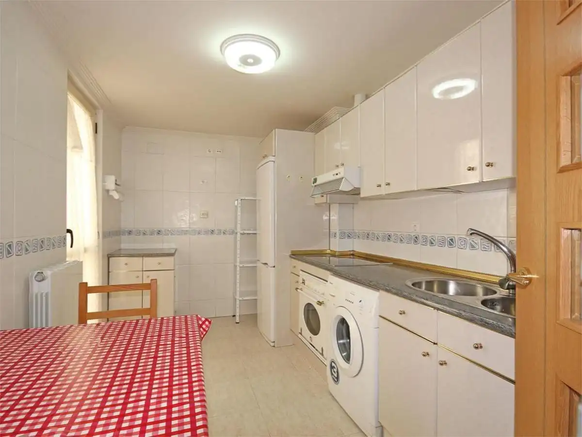 Kitchen of Flat for rent in Salamanca  with Heating, Terrace and Furnished