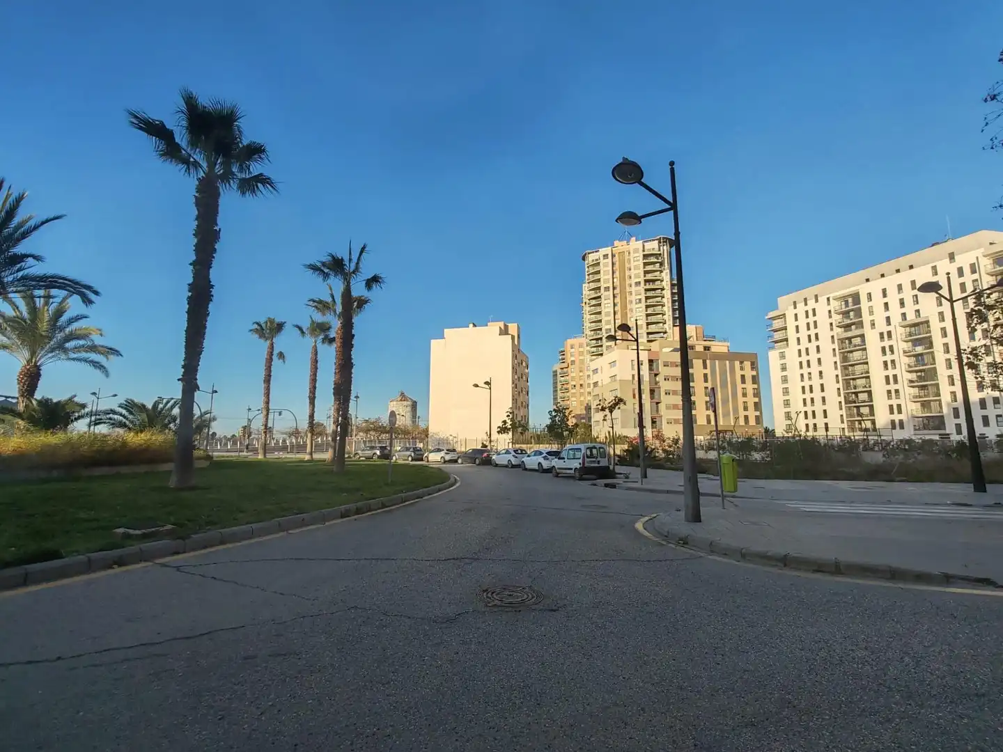 Exterior view of Commercial properties for sale in Valencia