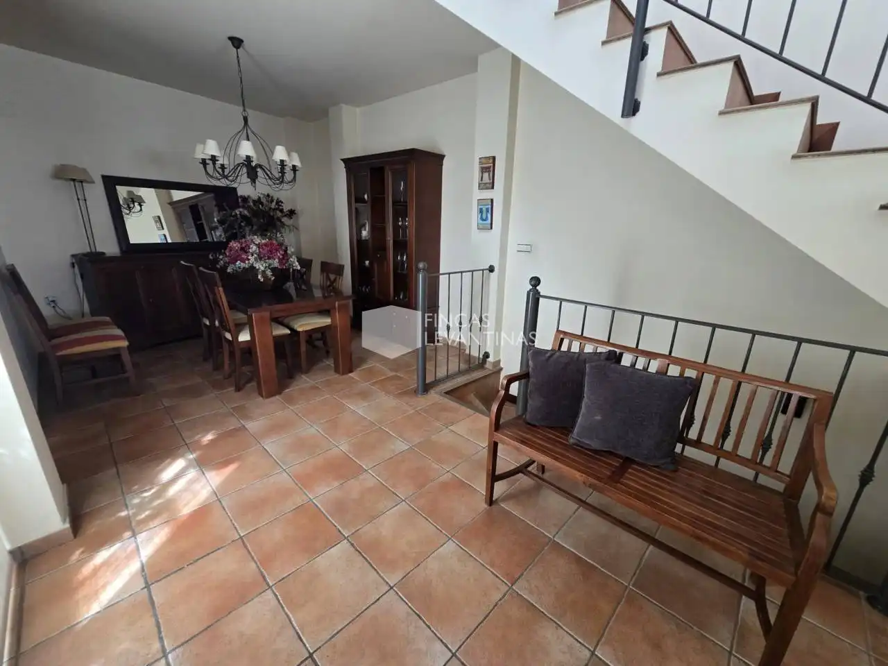 Casa o chalet en venta en San Vicente del Raspeig / Sant Vicent del Raspeig con Terraza y Amueblado