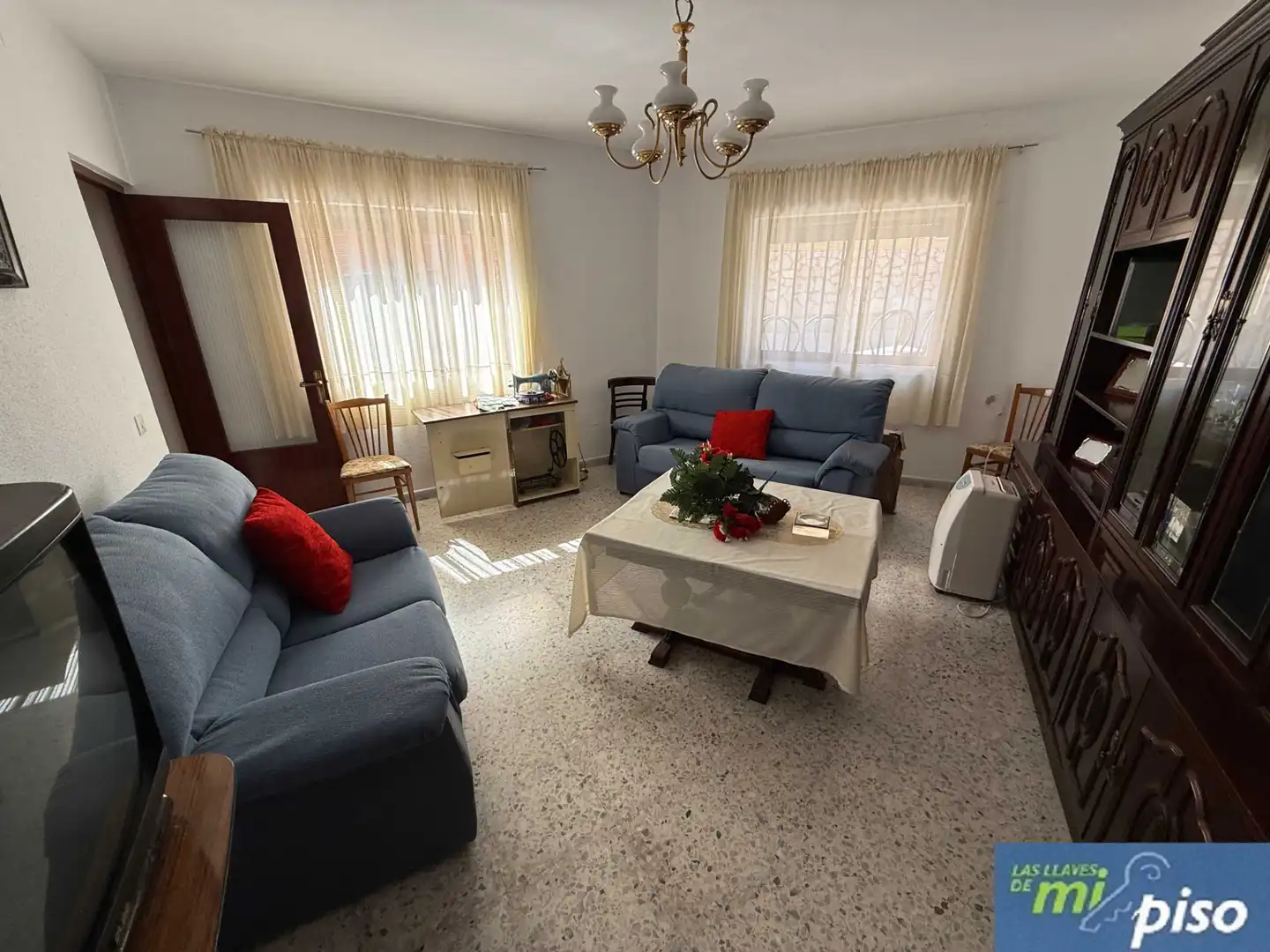 Sala de estar de Casa o chalet en venta en Pollos con Calefacción, Jardín privado y Terraza