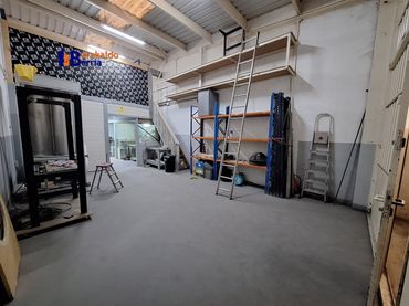 Nau industrial de lloguer a Cantera Errepidea