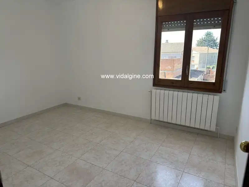Casa amb jardí en venda a Carrer Pi i Margall, imagen 5