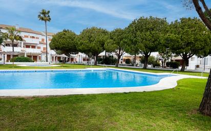 Piscina de Apartament en venda en Chiclana de la Frontera amb Jardí privat, Terrassa i Piscina comunitària