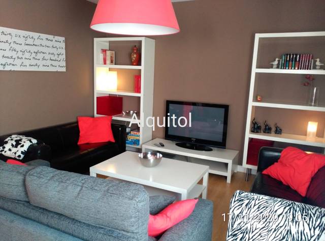 Casa adosada en Alquiler en Cobisa